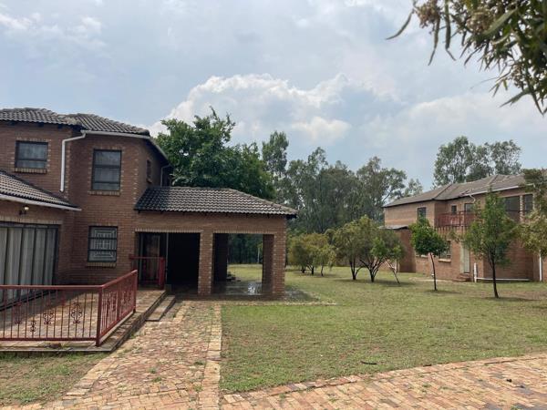 5 Bedroom House