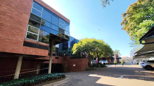 665 m² Office Space