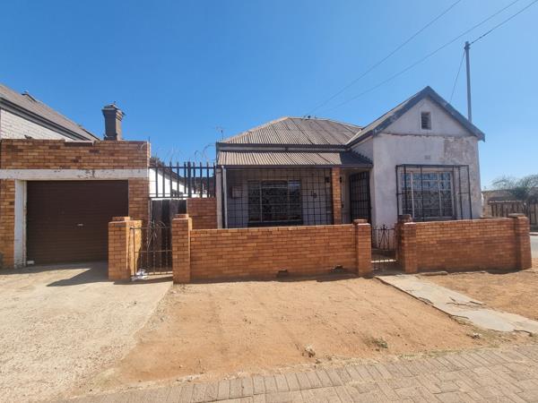 2 Bedroom House