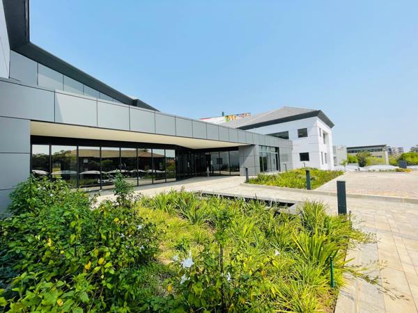 1 070 m² Commercial space