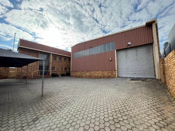 1 300 m² Industrial space