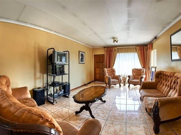 3 Bedroom Apartment