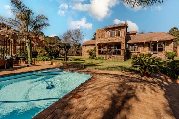 4 Bedroom Townhouse