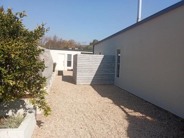 1 Bedroom Garden Cottage