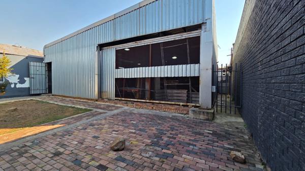 350 m² Industrial space
