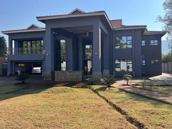 6 Bedroom House