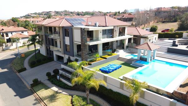 6 Bedroom House