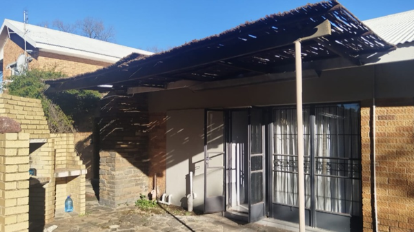 1 Bedroom House
