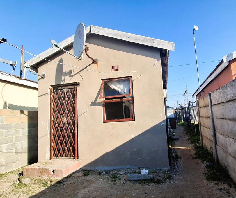 2 Bedroom House
