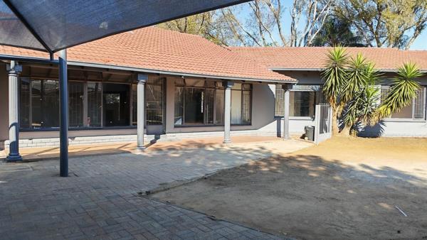 282 m² Office Space