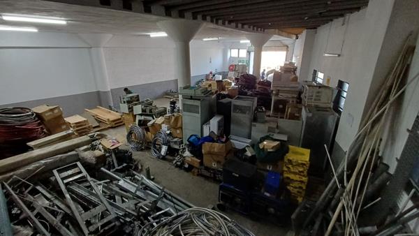 350 m² Industrial space