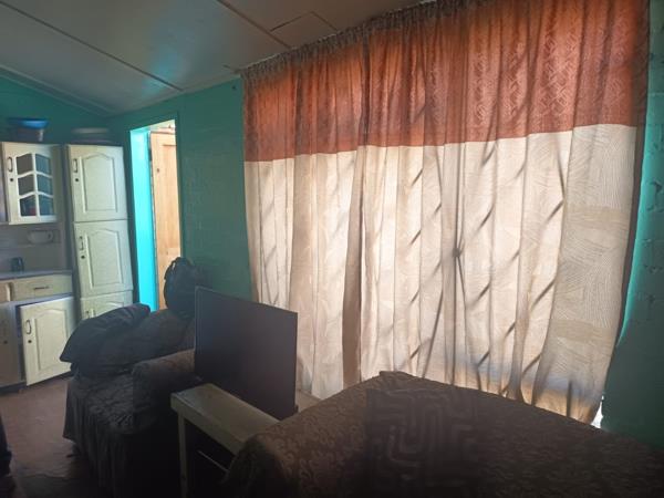 1 Bedroom House