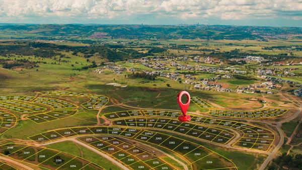 1 007 m² Land