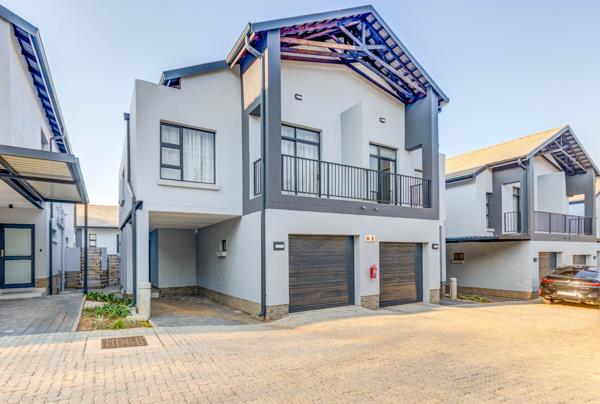 4 Bedroom Townhouse