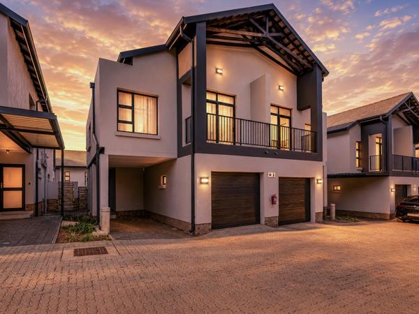 4 Bedroom Townhouse