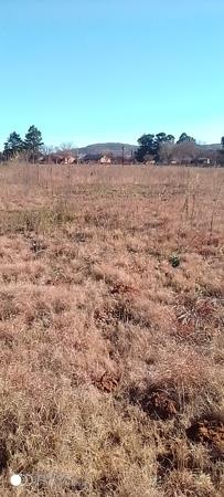 1 270 m² Land