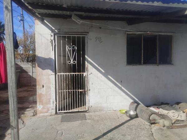 1 Bedroom House