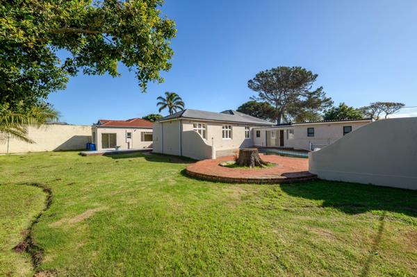 9 Bedroom House