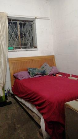 1 Bedroom House