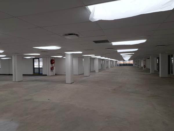 1 651 m² Commercial space