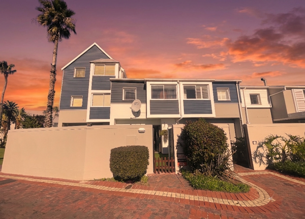 2.5 Bedroom Duplex