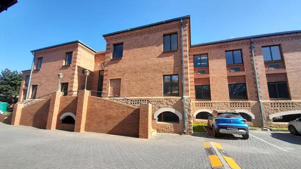 379 m² Commercial space