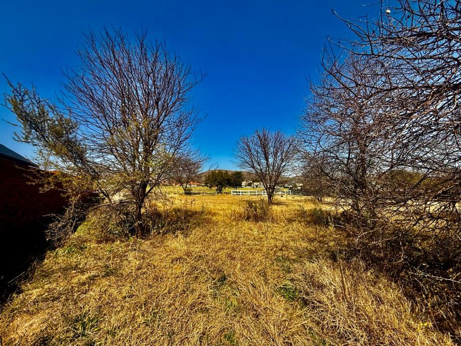 935 m² Land