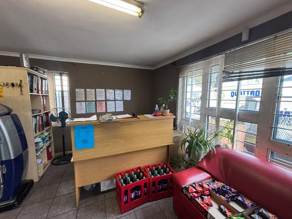 503 m² Industrial space