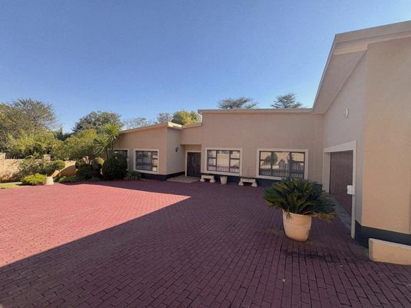 5 Bedroom House