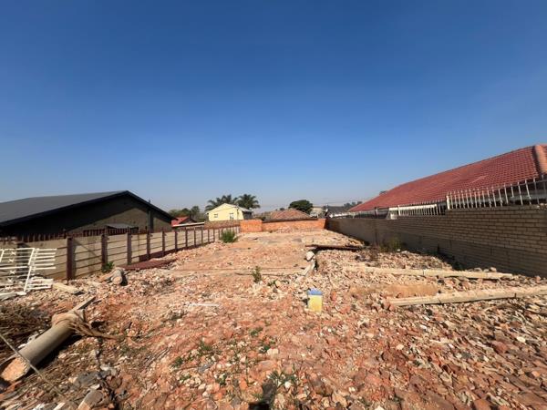 420 m² Land