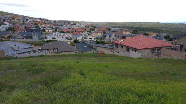 572 m² Land