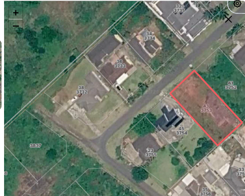 820 m² Land