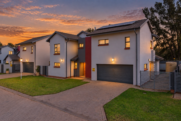 5 Bedroom House