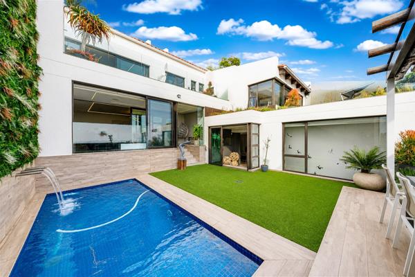 4 Bedroom Townhouse