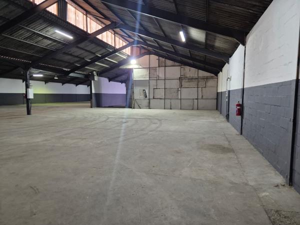 2 080 m² Industrial space