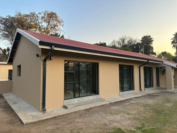9 Bedroom House