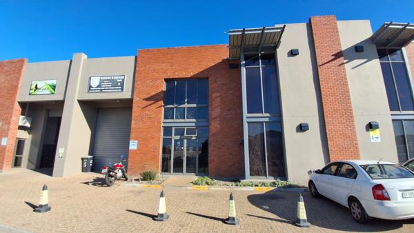 558 m² Industrial space