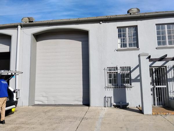 210 m² Industrial space