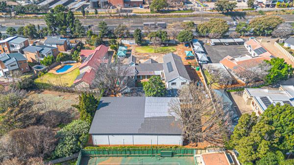 3 966 m² Commercial space