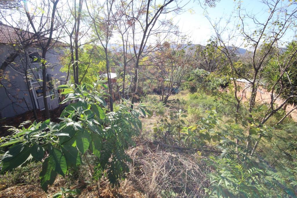 657 m² Land