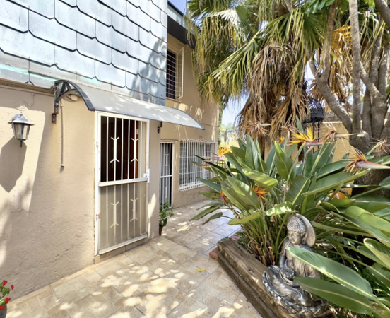 3 Bedroom Townhouse