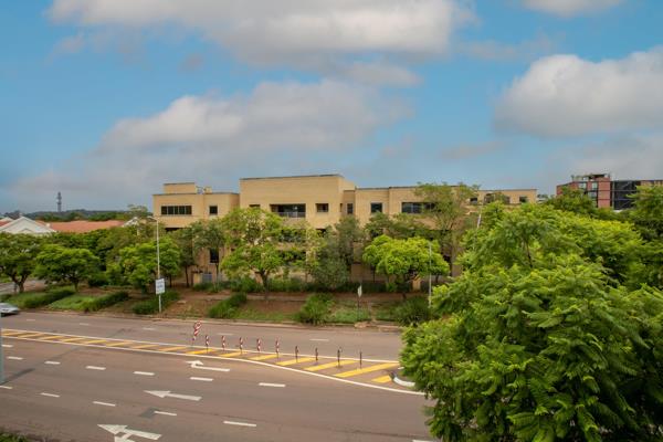 1 745 m² Commercial space