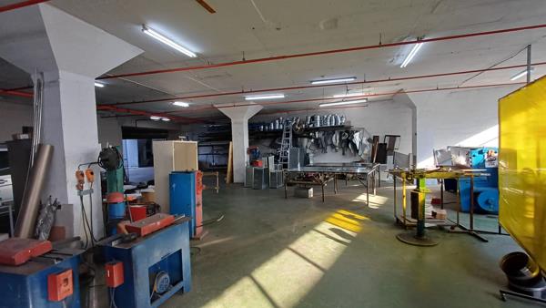 560 m² Industrial space