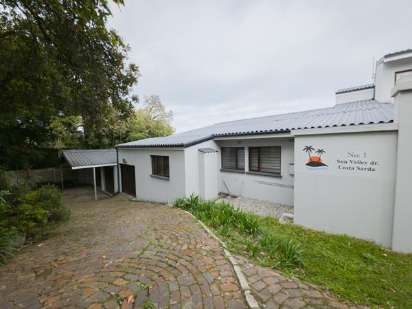 6 Bedroom House