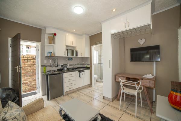 1 Bedroom Garden Cottage