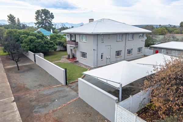 7 Bedroom House