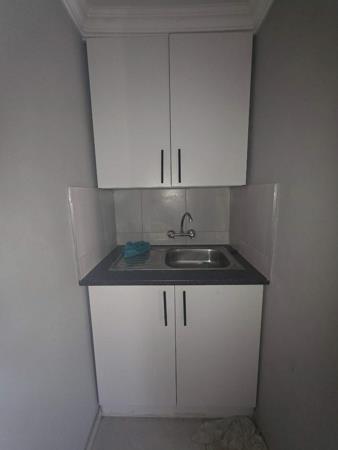 1 Bedroom House