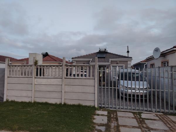 2 Bedroom House