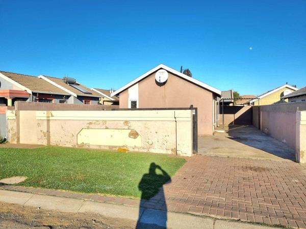 2 Bedroom House