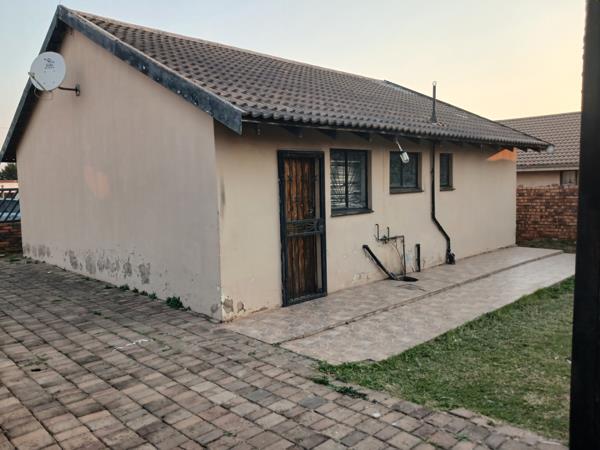 2 Bedroom House